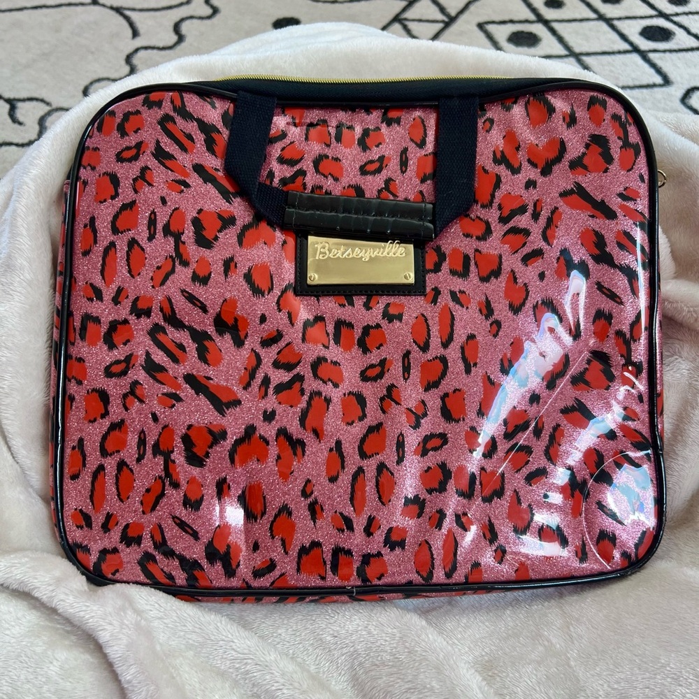Betsy Johnson Pink Leopard Print Laptop Bag